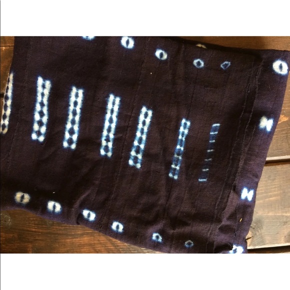 Fabric Textile Curtain Panel Navy Wax Resist 42 By 64 Inches Home Sewing Decor - Picture 4 of 5